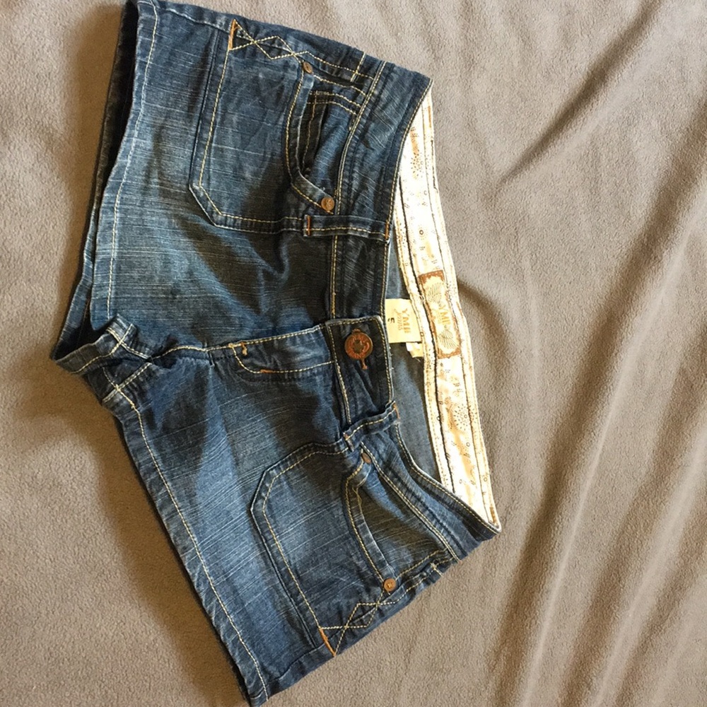 3/9 dollar sale ymi jean shorts